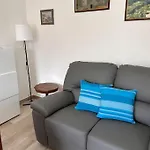 Casa Albatros Tra E Monti * Mandello del Lario