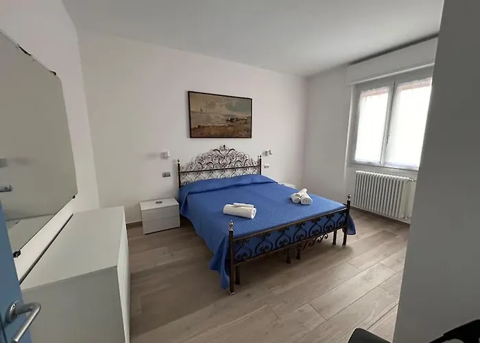 Casa Albatros Tra E Monti * Mandello del Lario